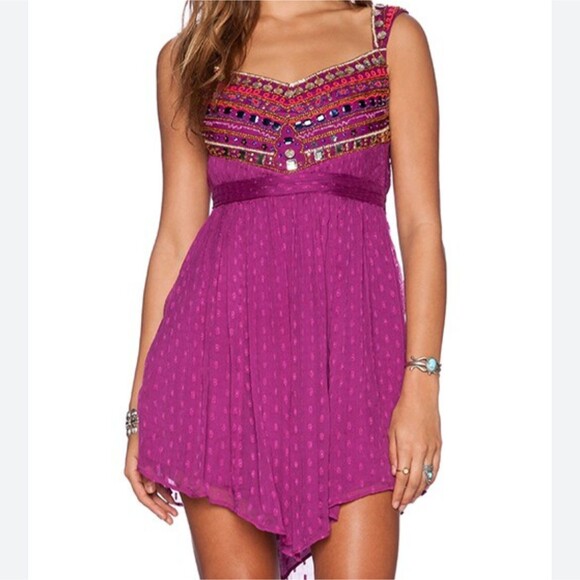 NWT Free People Jeweled Chevron Mini Dress Fuchsia Pink Beaded Swiss Dot 4 Flaw - Picture 1 of 16